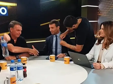 Carlo Cauti em atividade profissional